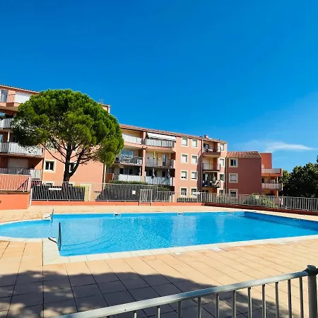 Appartamento Très beau F3 avec terrasse et piscine proche de toute commodités Fréjus